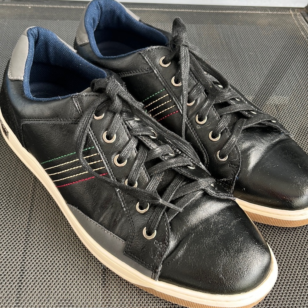 Jousen Mens Leather black casual shoes, 11 medium.